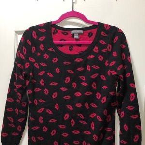 A Pea in the Pod Maternity Sweater